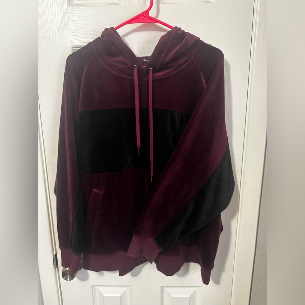 Champion Elite Women's Hoodie